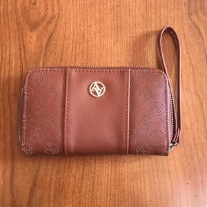 Adrienne Vittadini Clutch Wallet